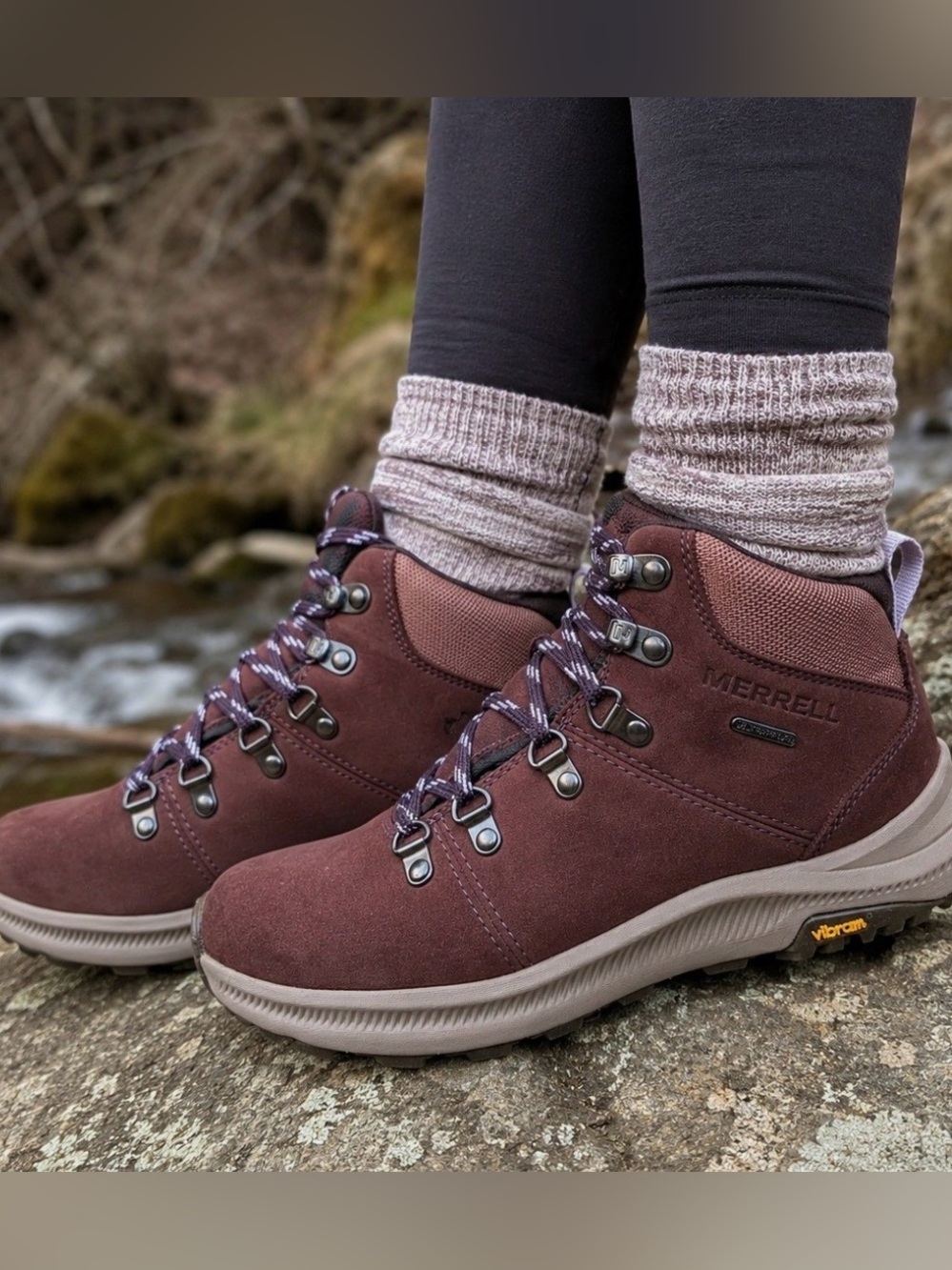 Merrell Women's Hiking Boots. Women's Ontario Mid Waterproof Boot size 7
